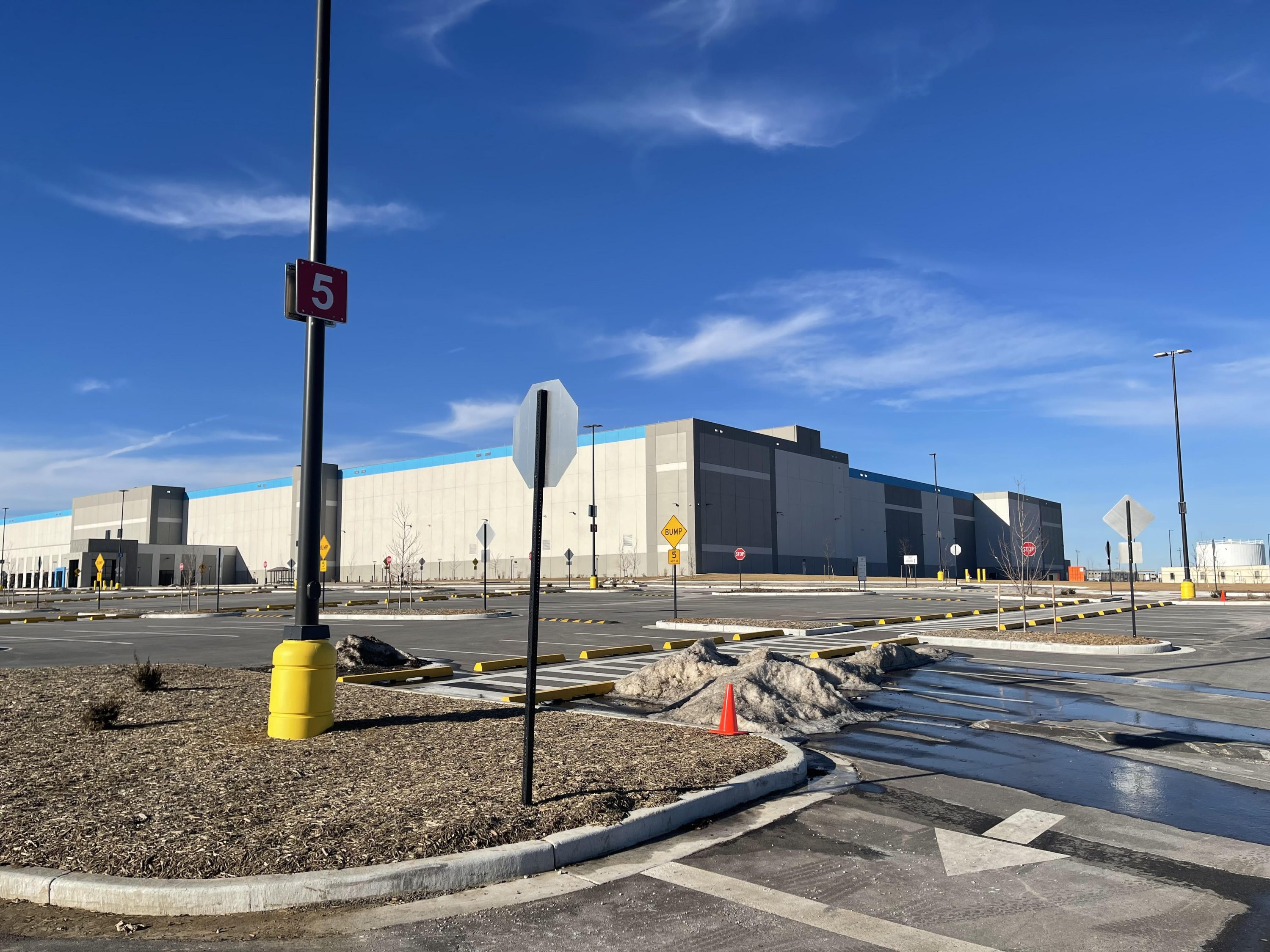 Amazon AR Sort Fulfillment Center (OMA2) - Gage Brothers Concrete