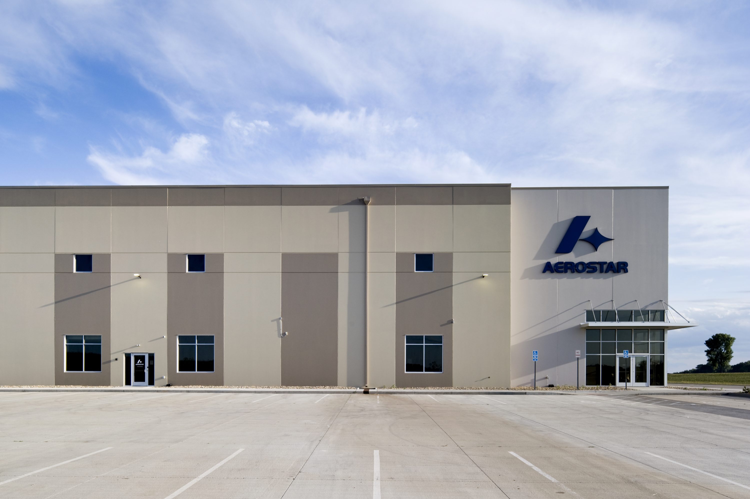 Aerostar, Sioux Falls, Sd